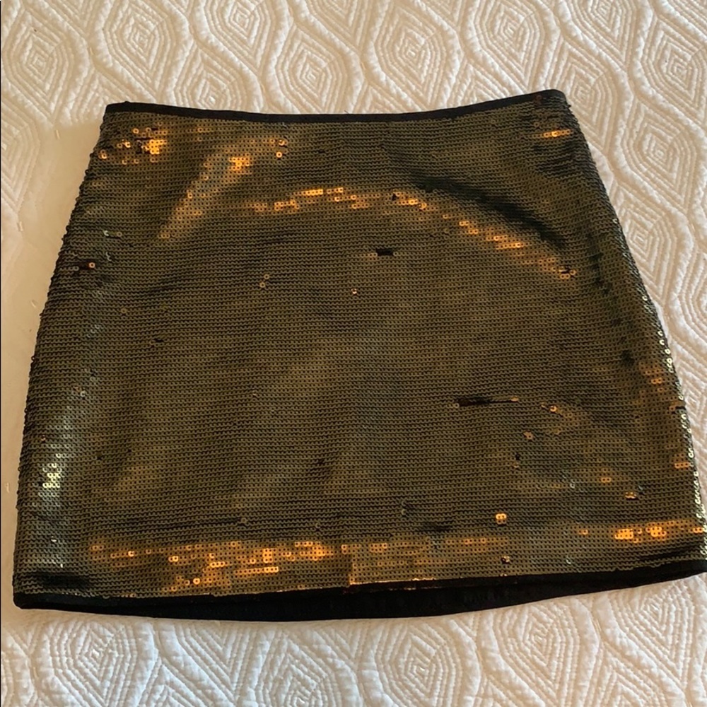 BCBG maxazria metallic gold sequin skirt XXS